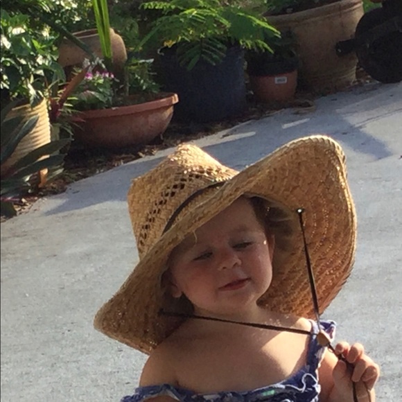 Meet your Posh Ambassador, Jo - Picture 2 of 14